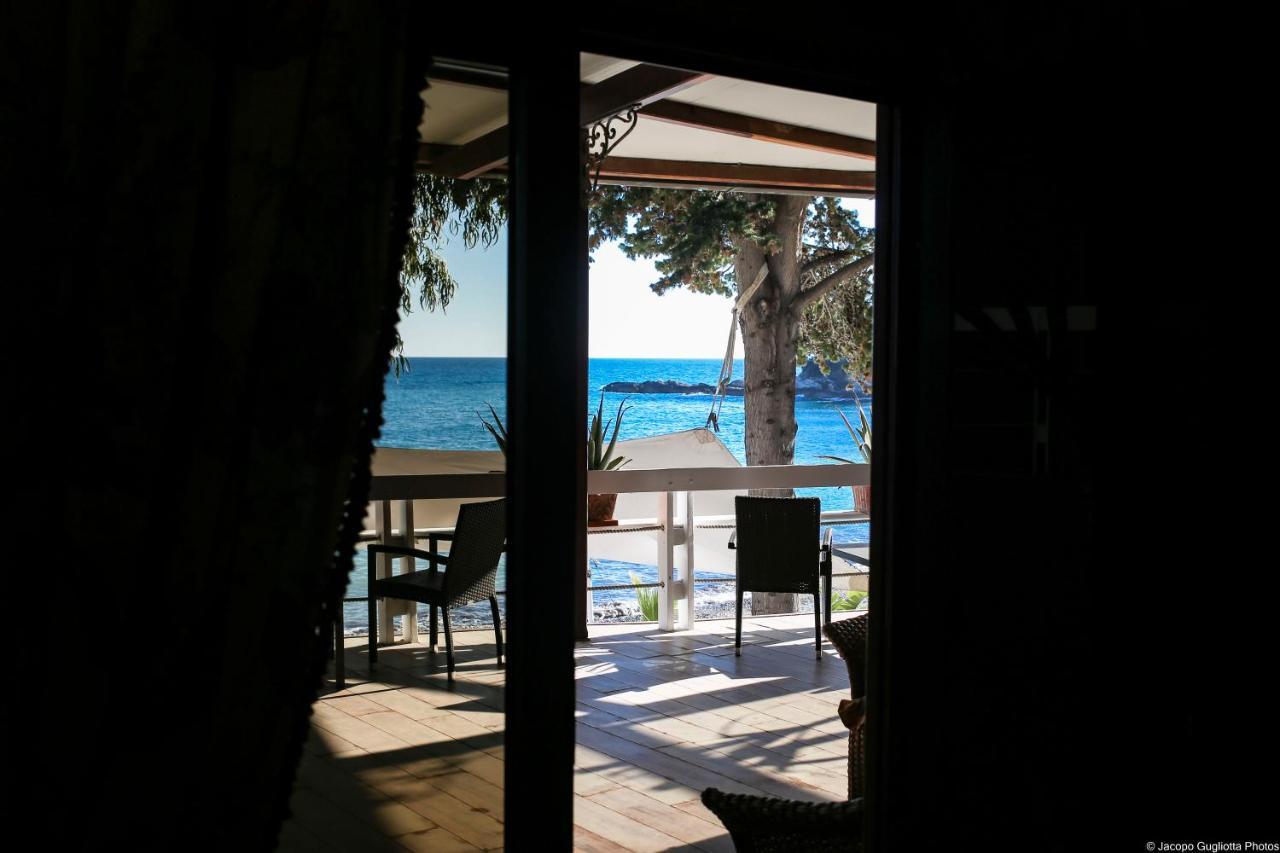 Locanda Baia Beniamin Грималди Екстериор снимка